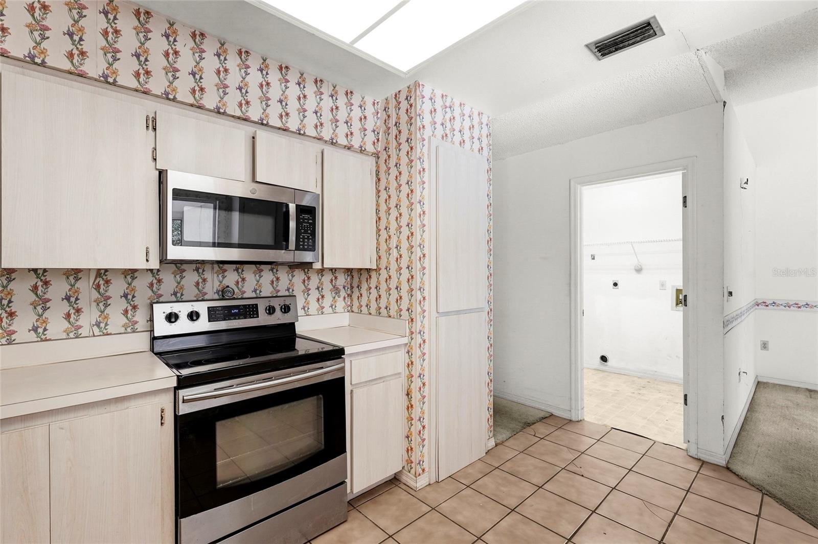 SARABAY WOODS - Residential