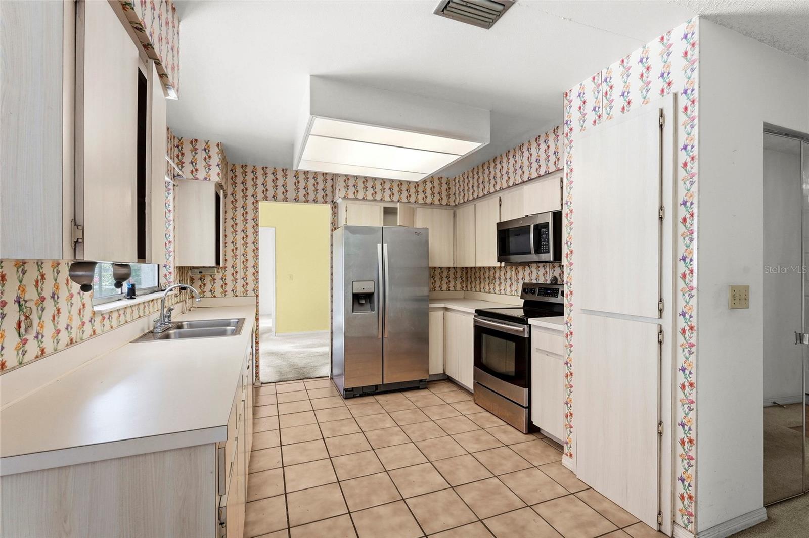 SARABAY WOODS - Residential