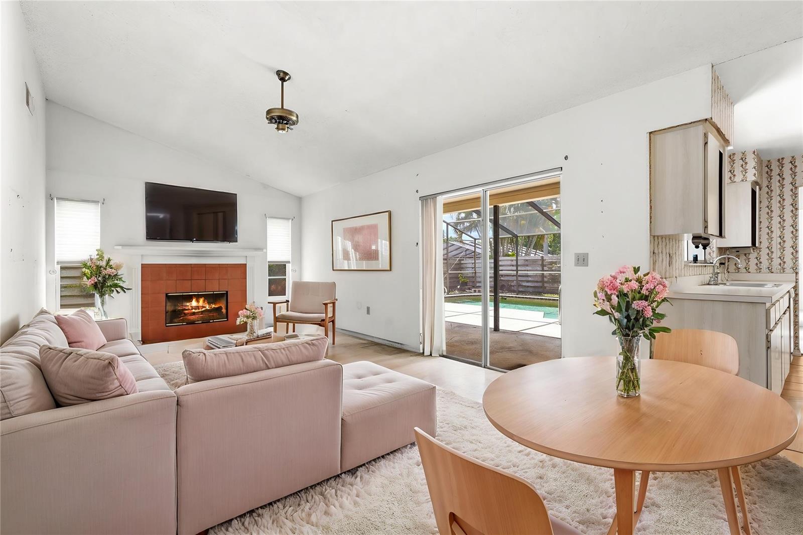 SARABAY WOODS - Residential