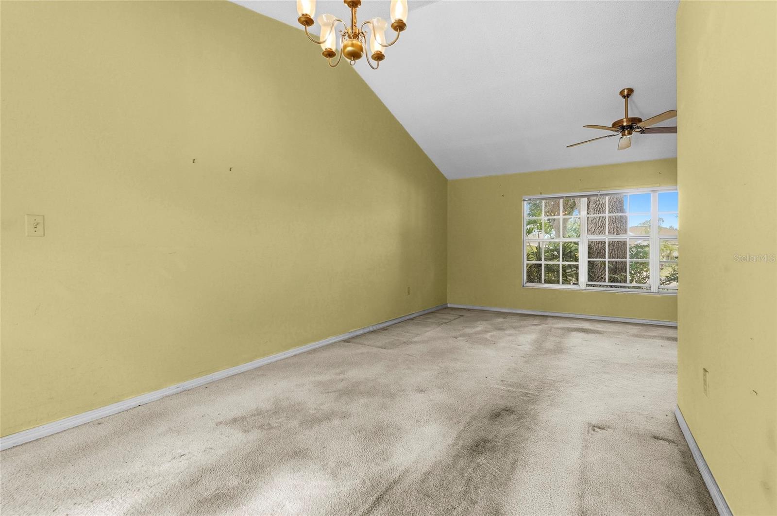 SARABAY WOODS - Residential