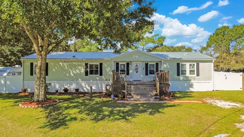 Photo of 3688 Pioneer Trails Boulevard E, Lakeland, FL 33810 (MLS # L4965523)