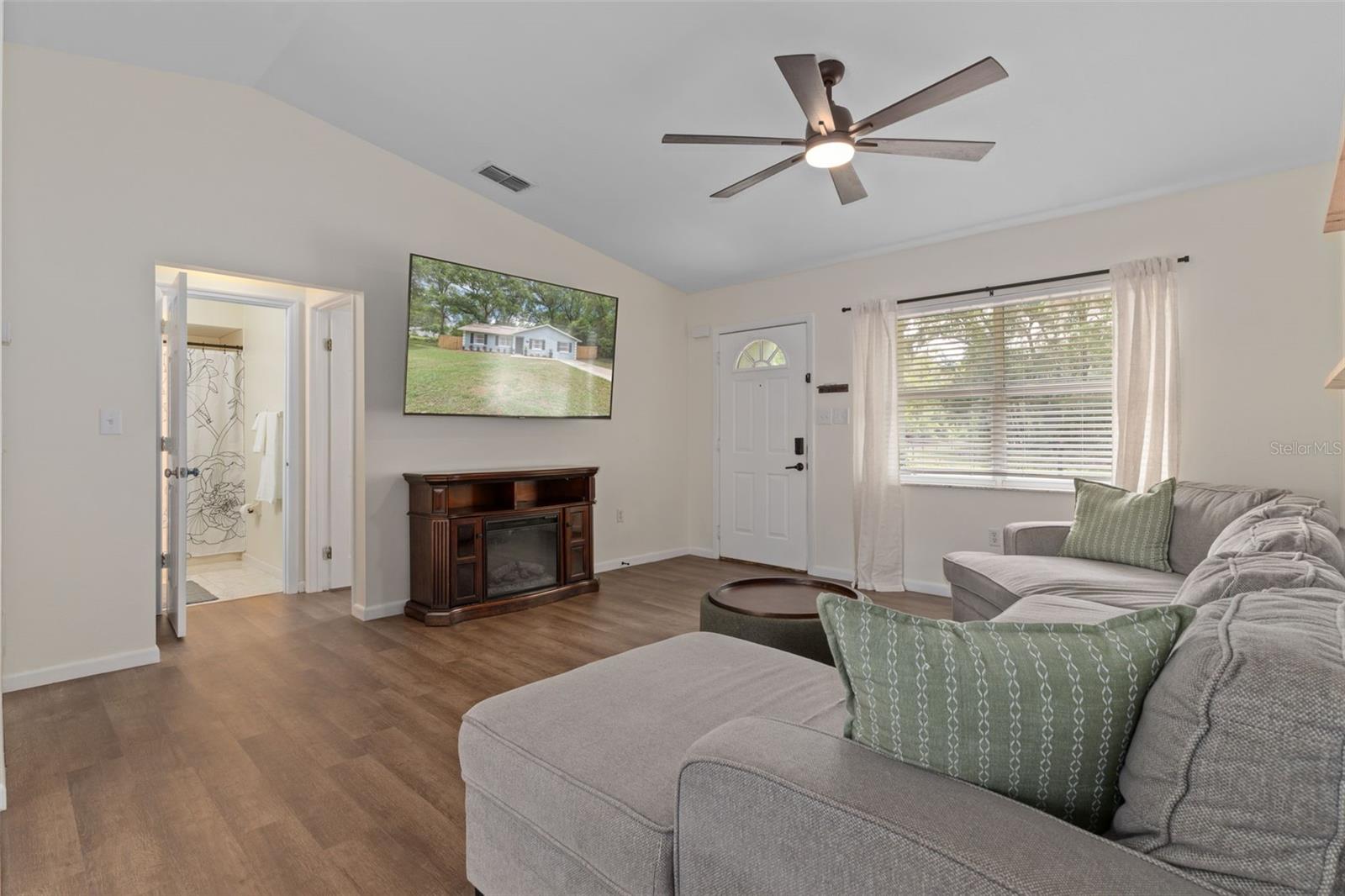 INVERNESS HIGHLANDS WEST - Residential