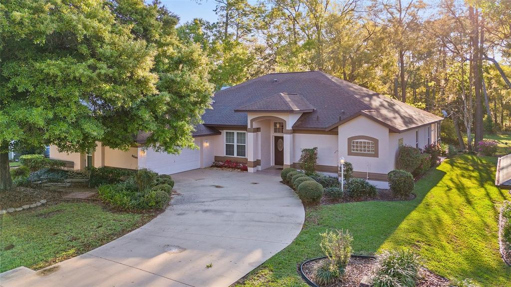 Photo of 8869 SW 194th Court, Dunnellon, FL 34432 (MLS # OM697611)