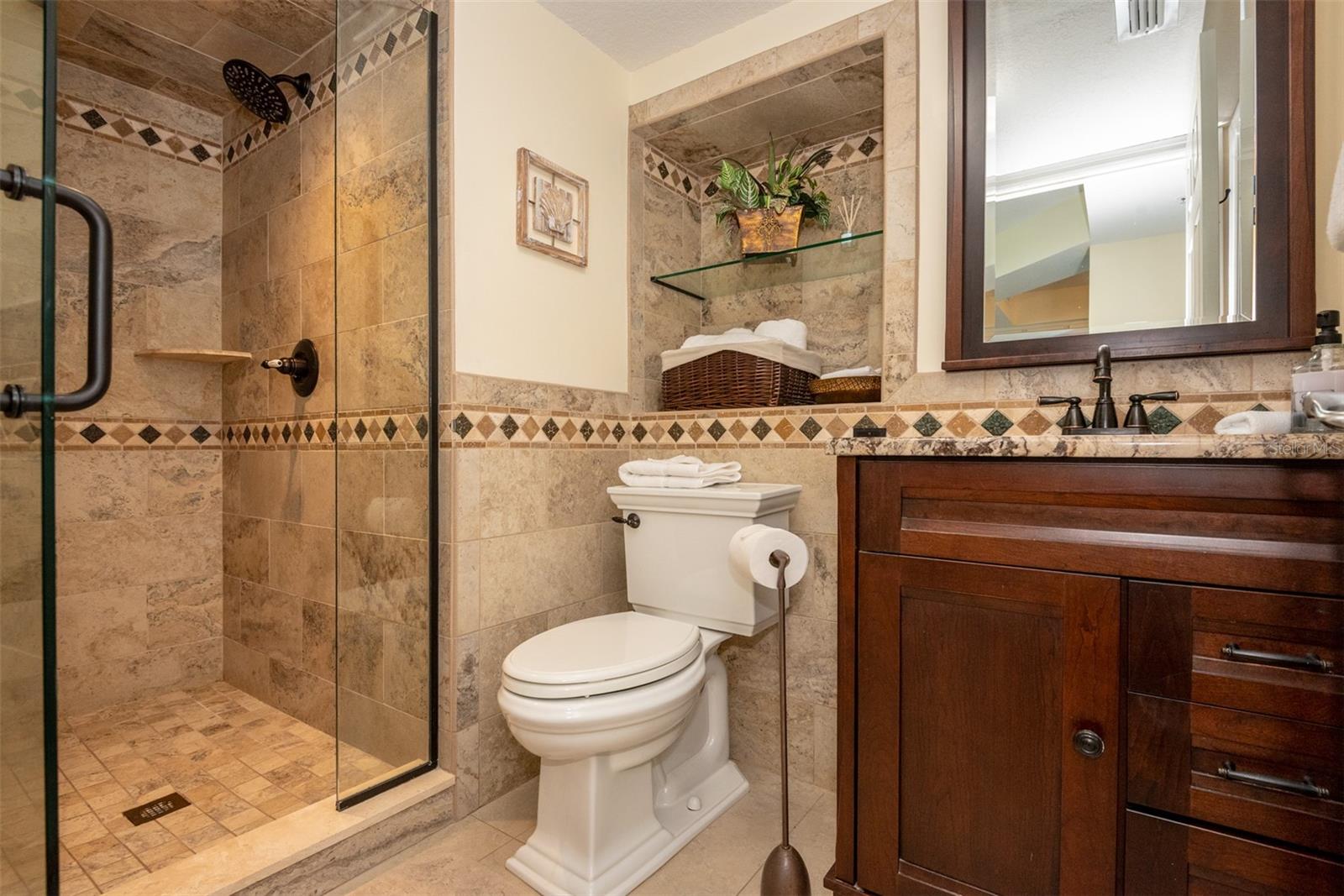 SEAWINDS CONDO - Residential