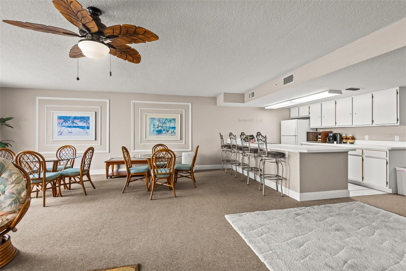 SEAWINDS CONDO - Residential