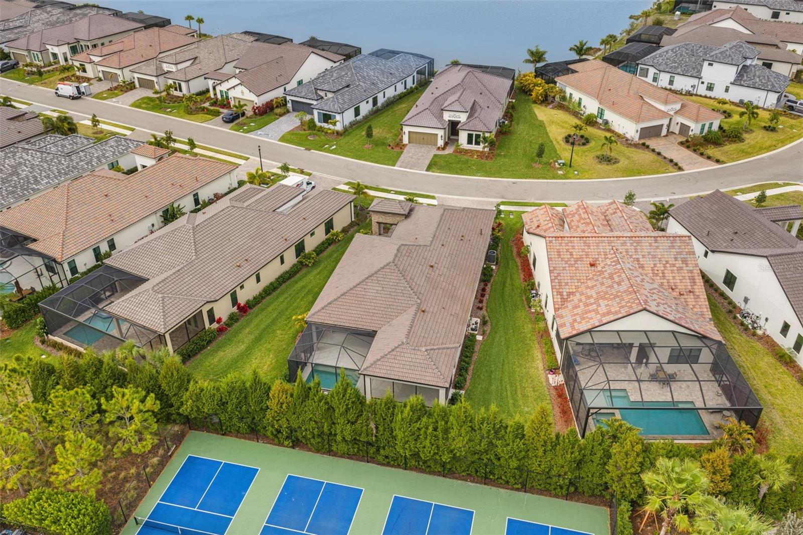 ARIA PHASE III - Residential