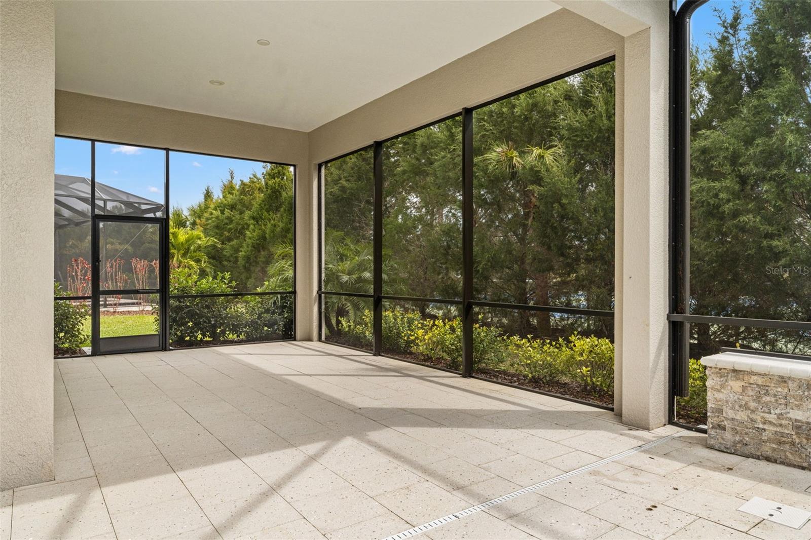 ARIA PHASE III - Residential