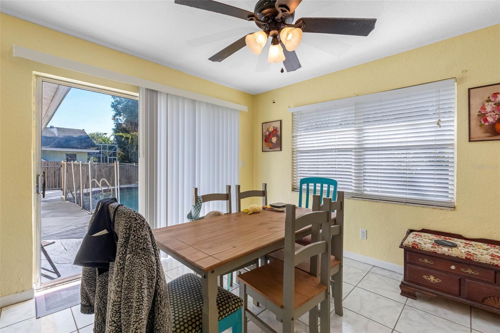 OAKDALE MANOR ADD - Residential