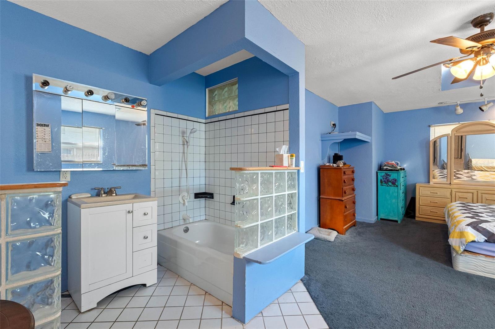 OAKDALE MANOR ADD - Residential