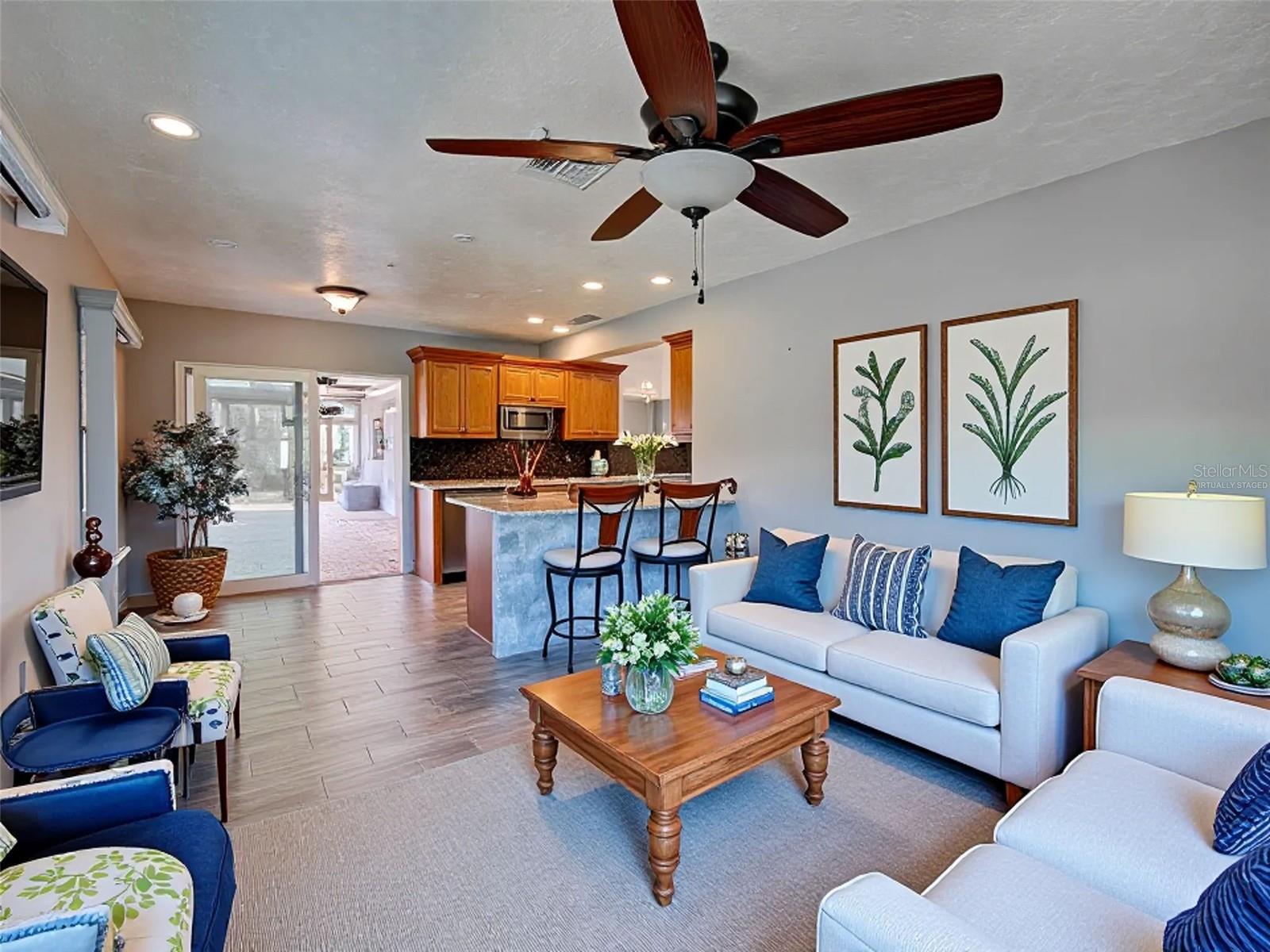 ENGLEWOOD ISLES SUB - Residential