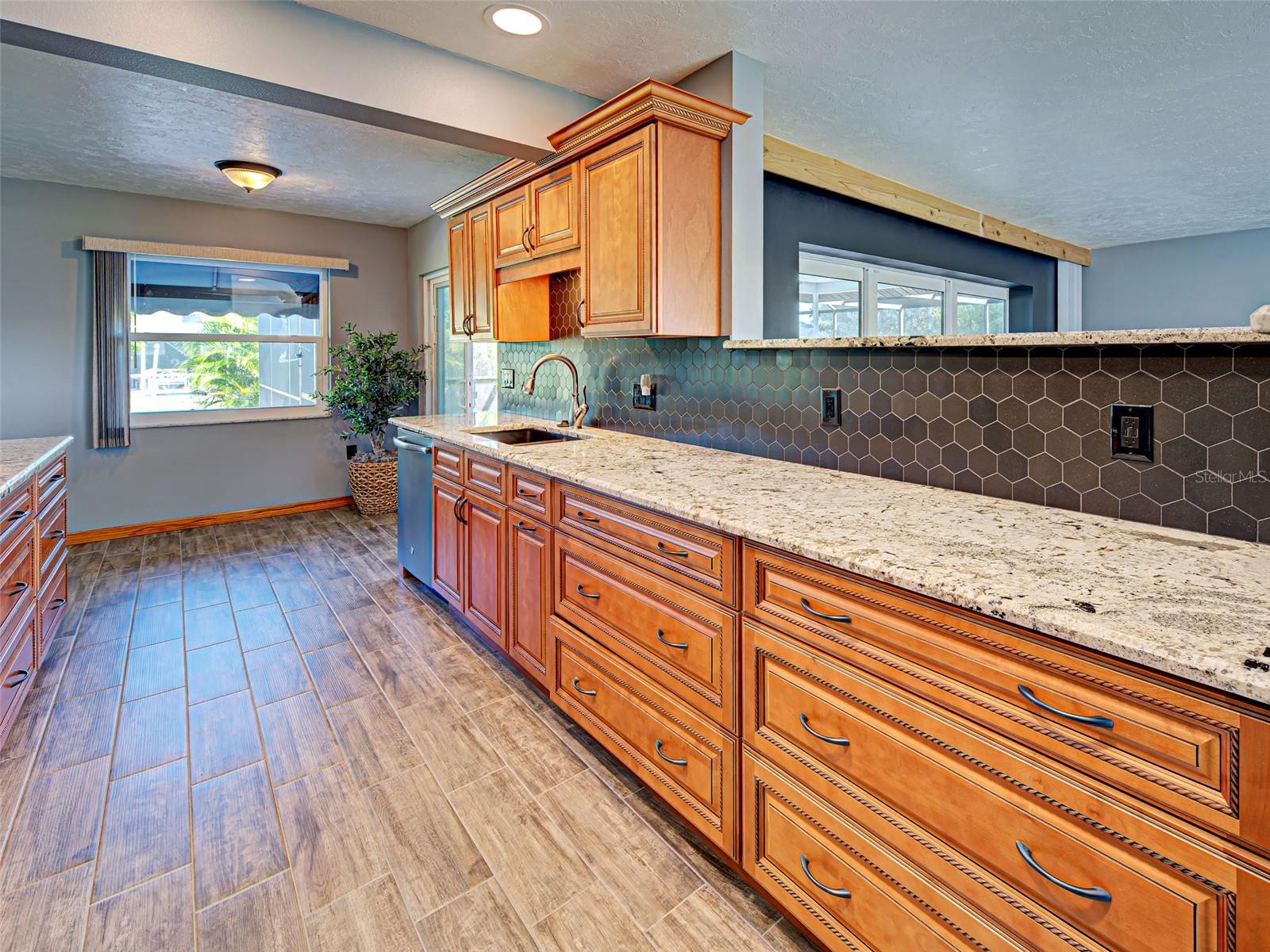 ENGLEWOOD ISLES SUB - Residential
