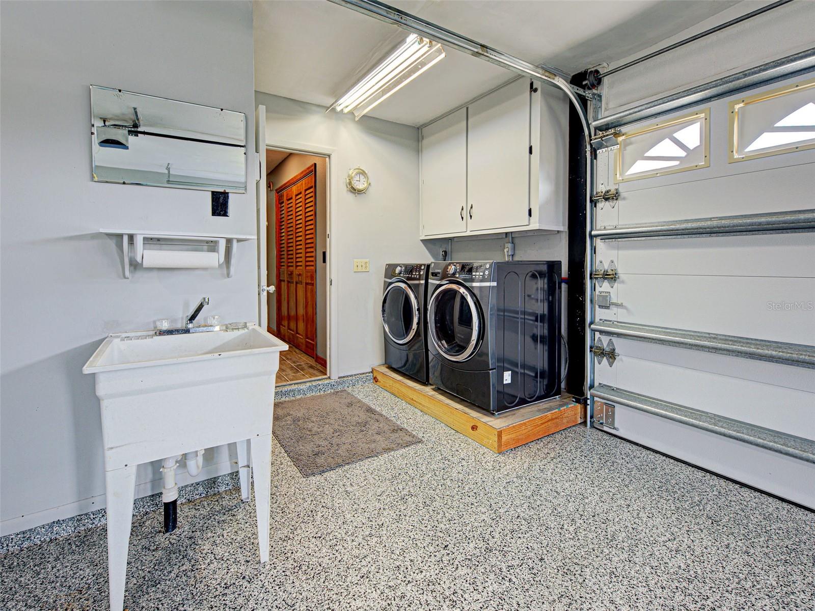 ENGLEWOOD ISLES SUB - Residential