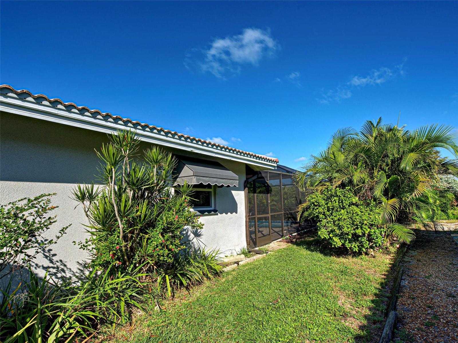 ENGLEWOOD ISLES SUB - Residential