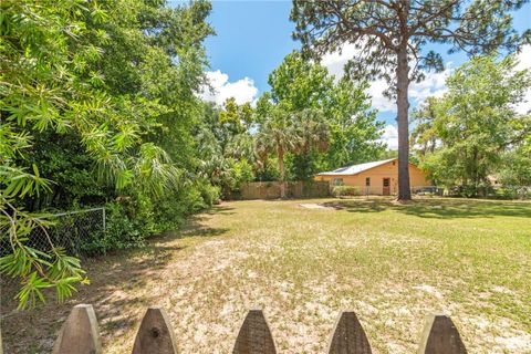 A home in CRYSTAL RIVER