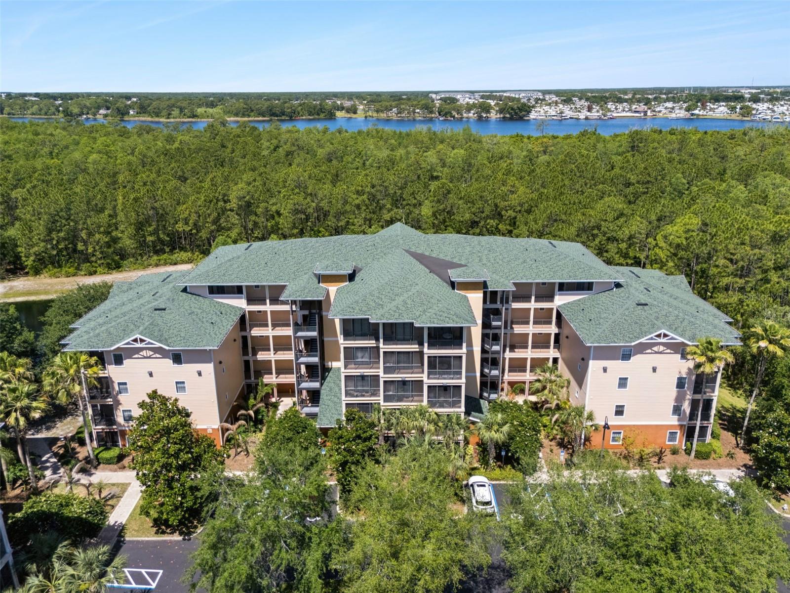 CARIBE COVE CONDO PH 4 - Residential