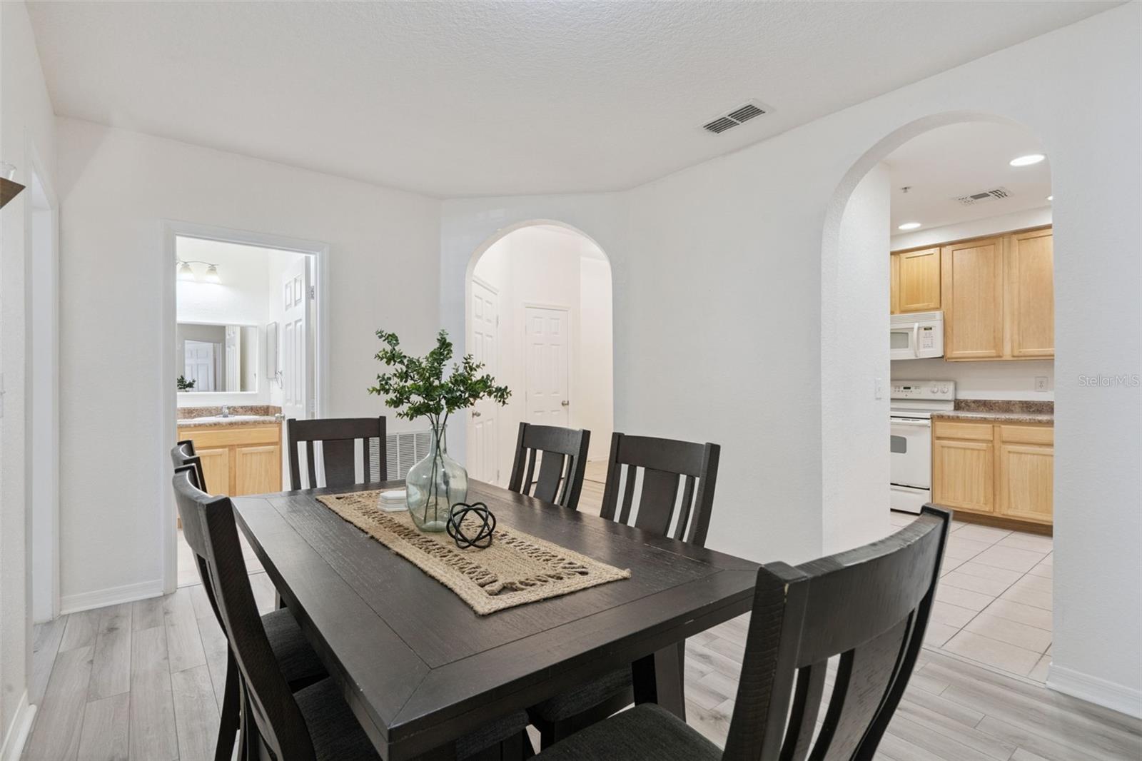 CARIBE COVE CONDO PH 4 - Residential