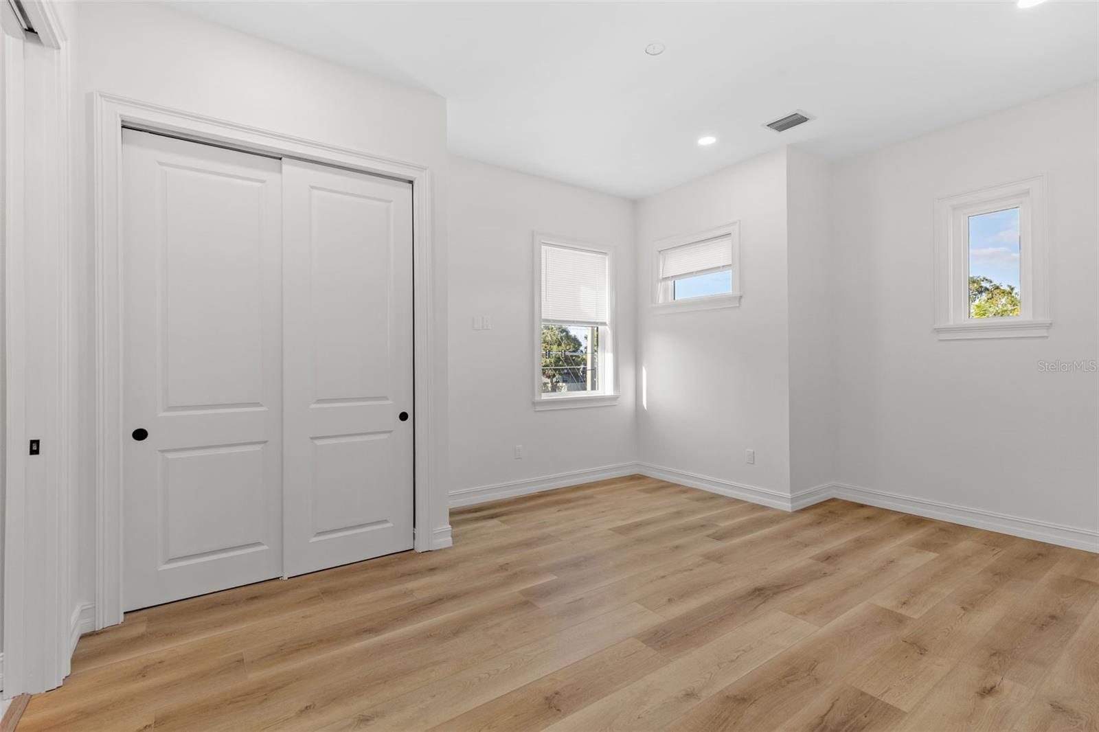 TYRONE - Residential