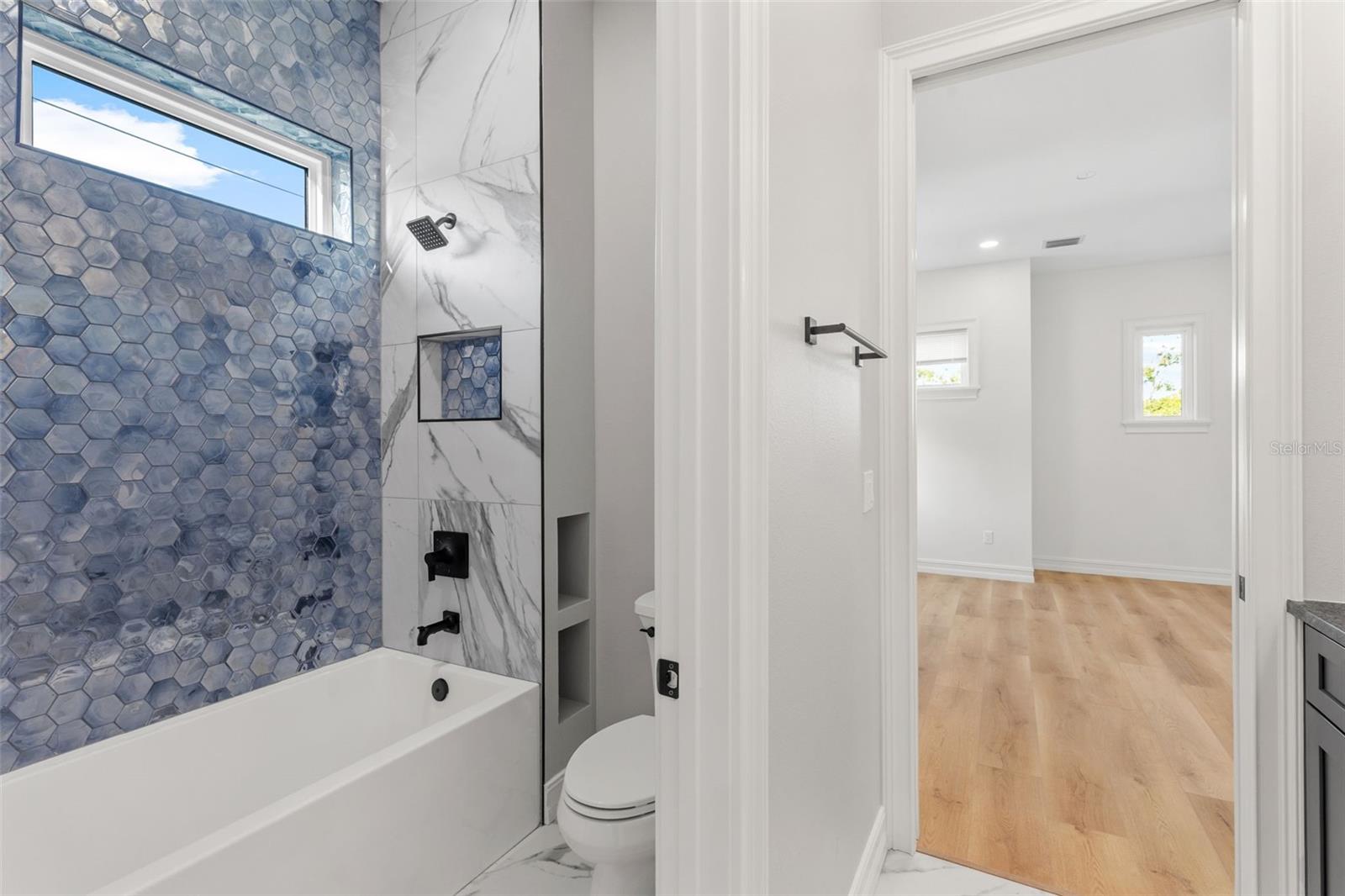 TYRONE - Residential