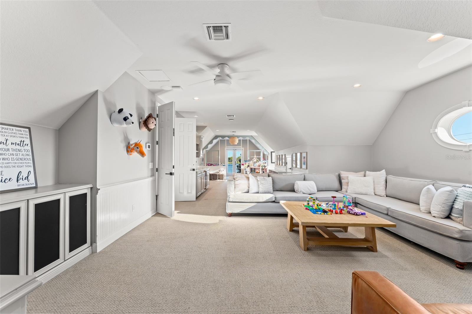 NORTHSHORE ESTATES - Residential