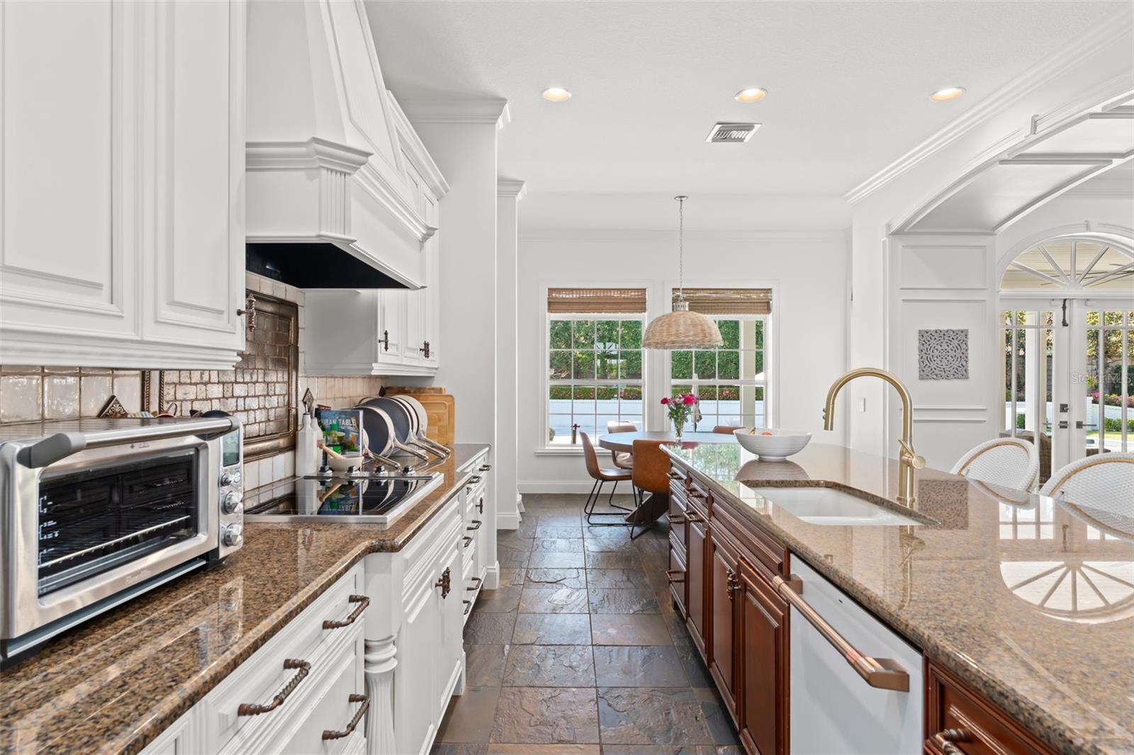 NORTHSHORE ESTATES - Residential