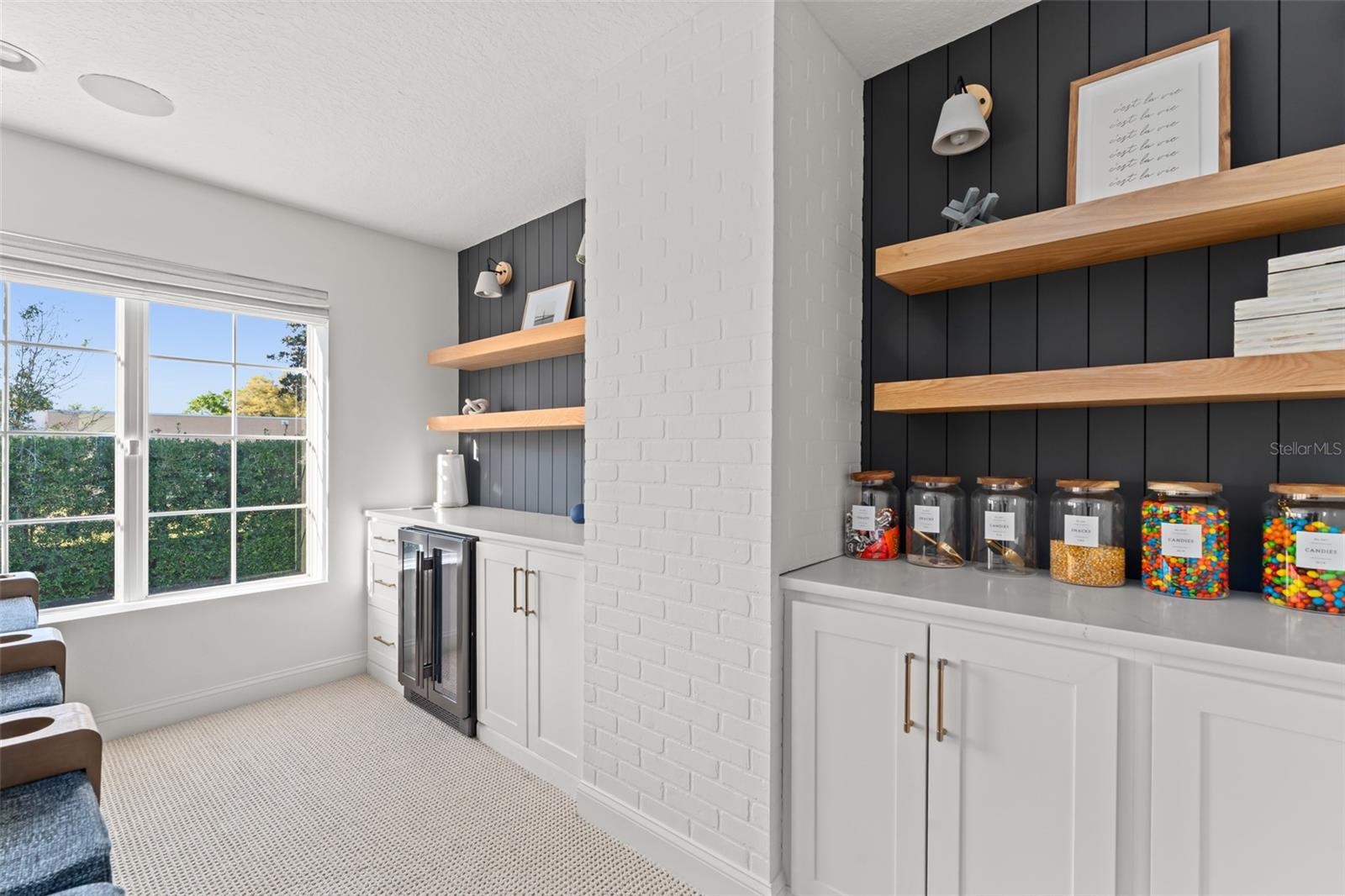 NORTHSHORE ESTATES - Residential