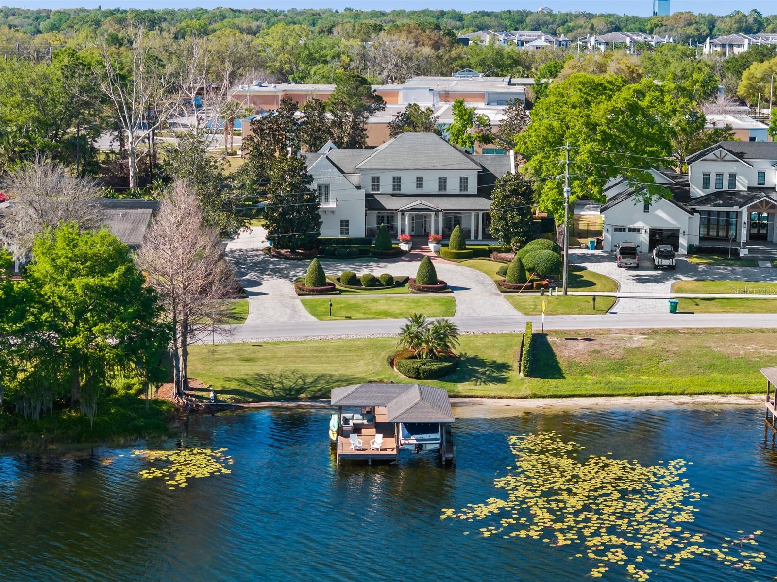 NORTHSHORE ESTATES - Residential