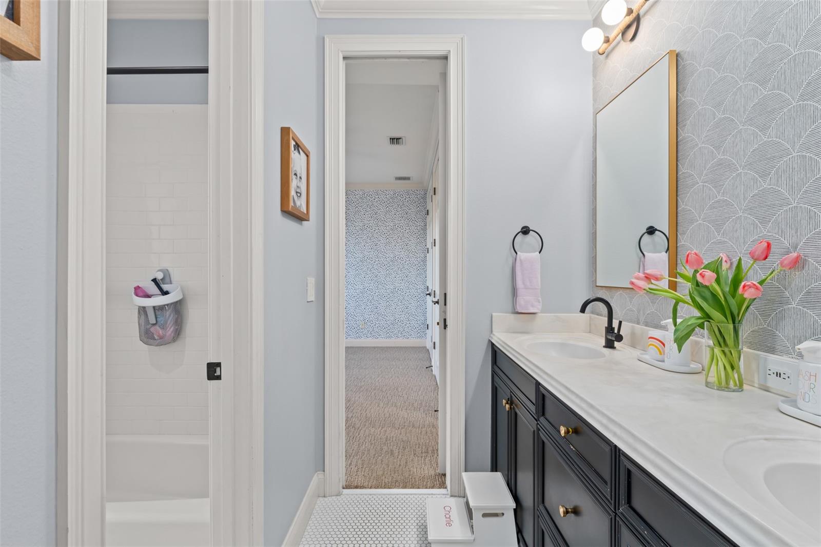 NORTHSHORE ESTATES - Residential