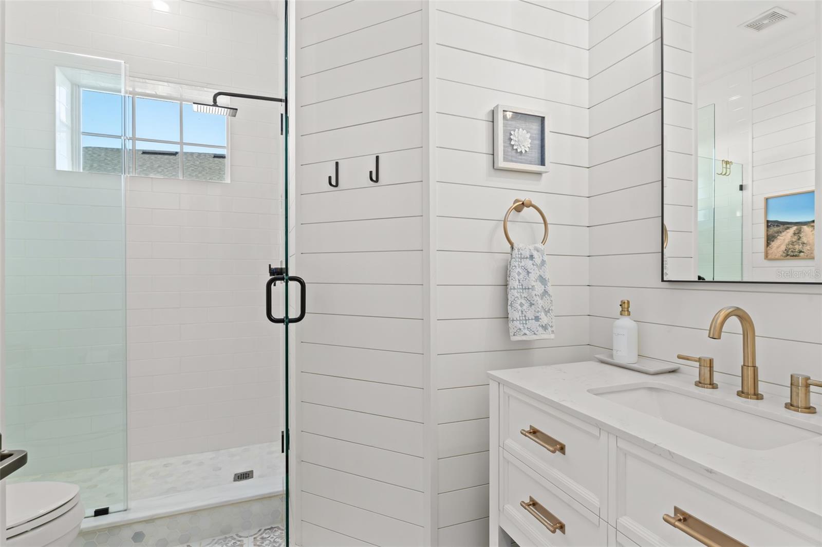 NORTHSHORE ESTATES - Residential