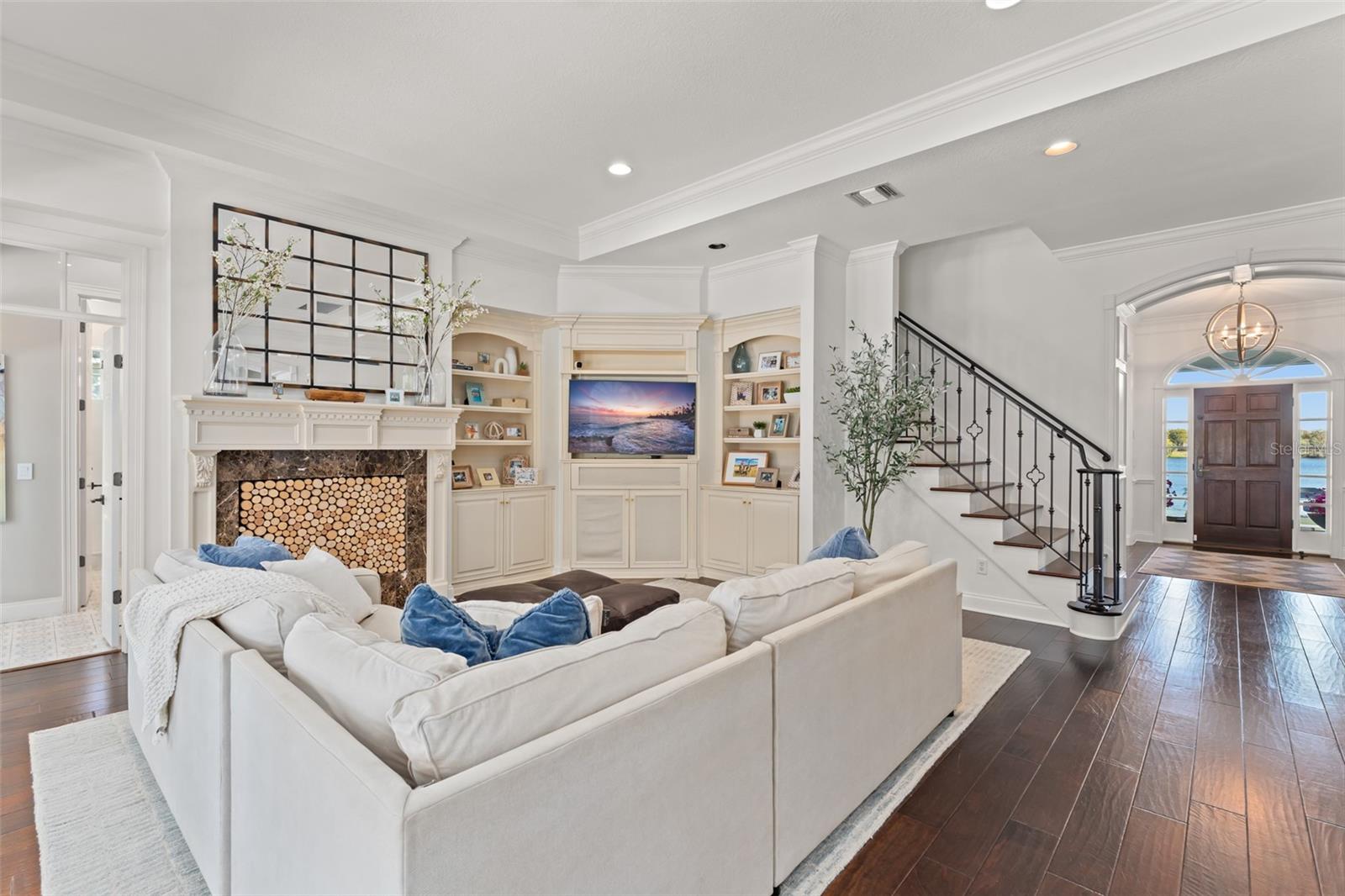 NORTHSHORE ESTATES - Residential