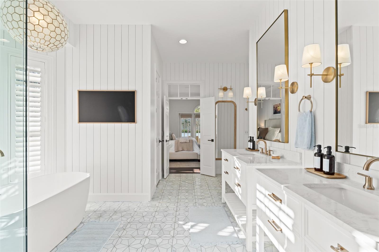 NORTHSHORE ESTATES - Residential