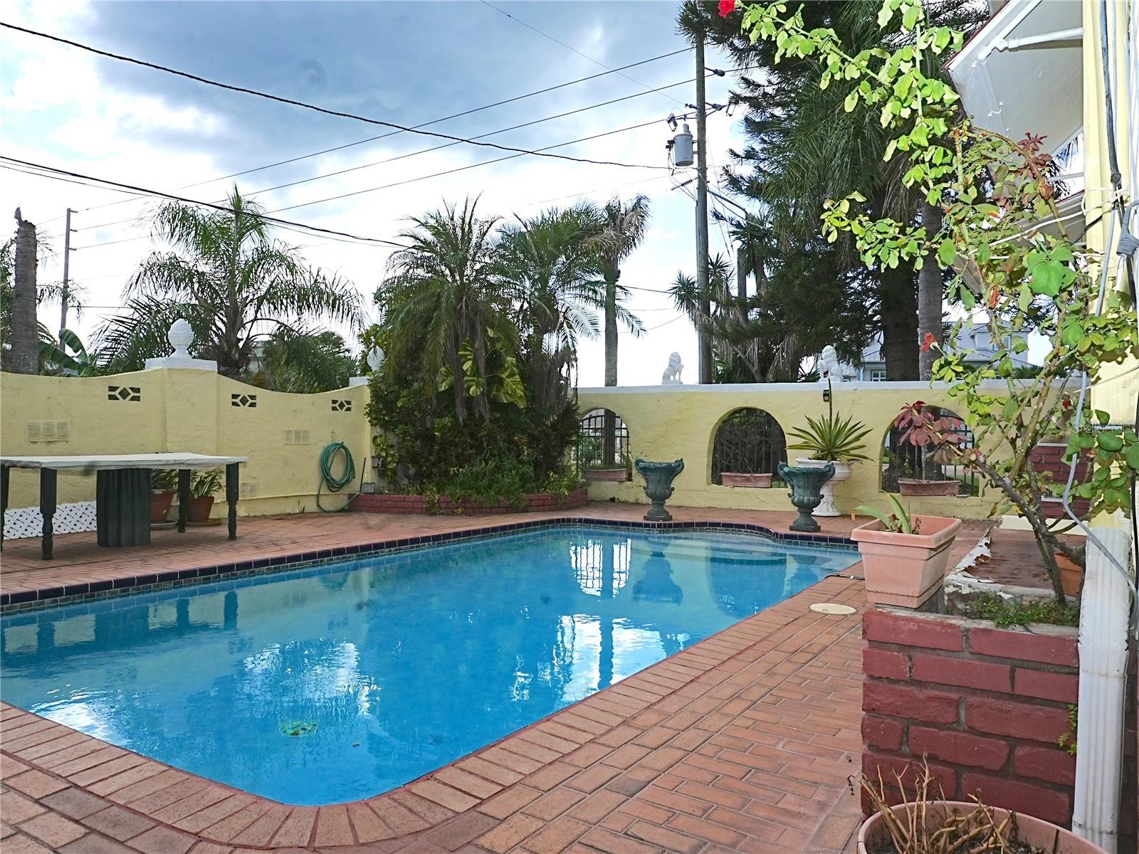 BELLEAIR BEACH - Residential