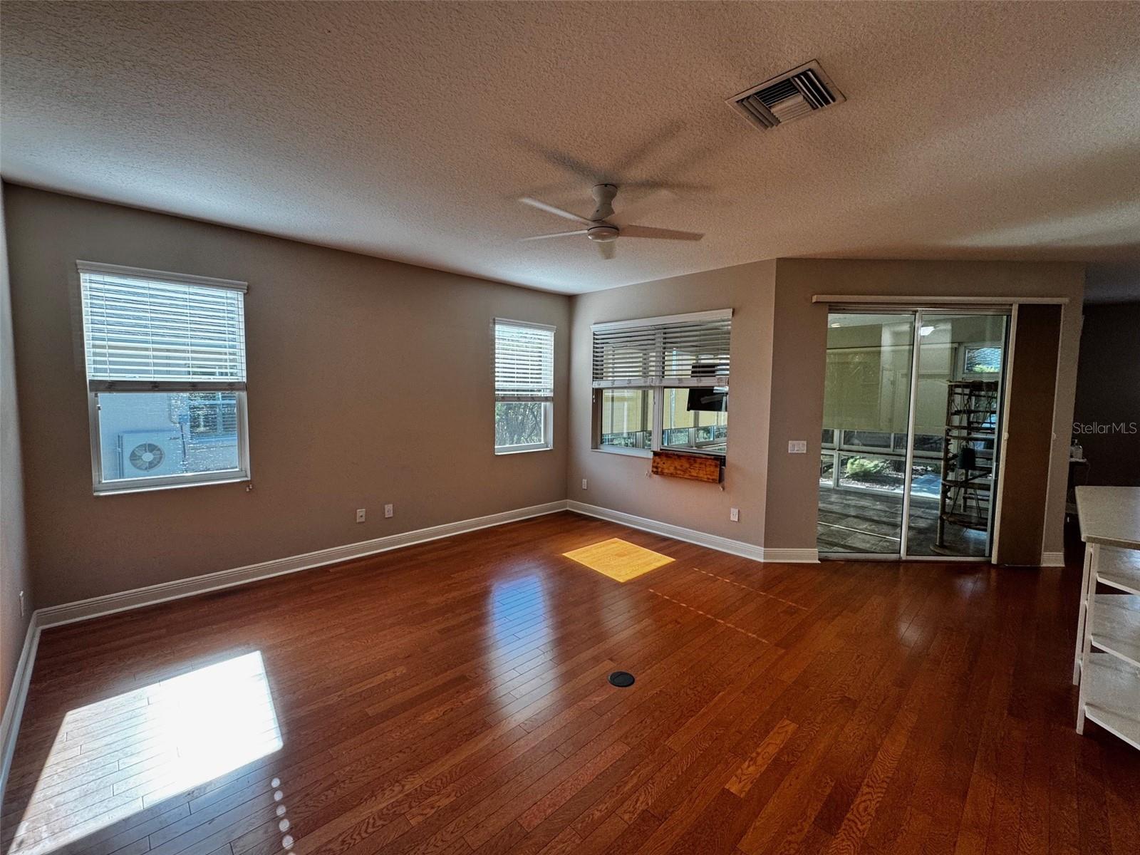 1672 GUMWOOD DRIVE