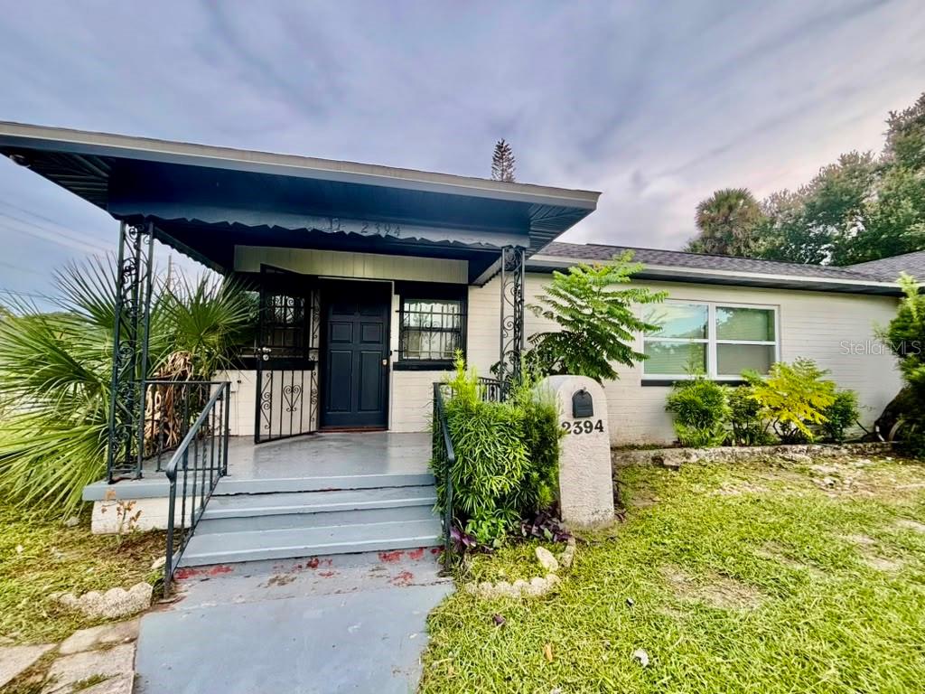 Photo of 2394 Orange Center Boulevard, Orlando, FL 32805 (MLS # O6443570)