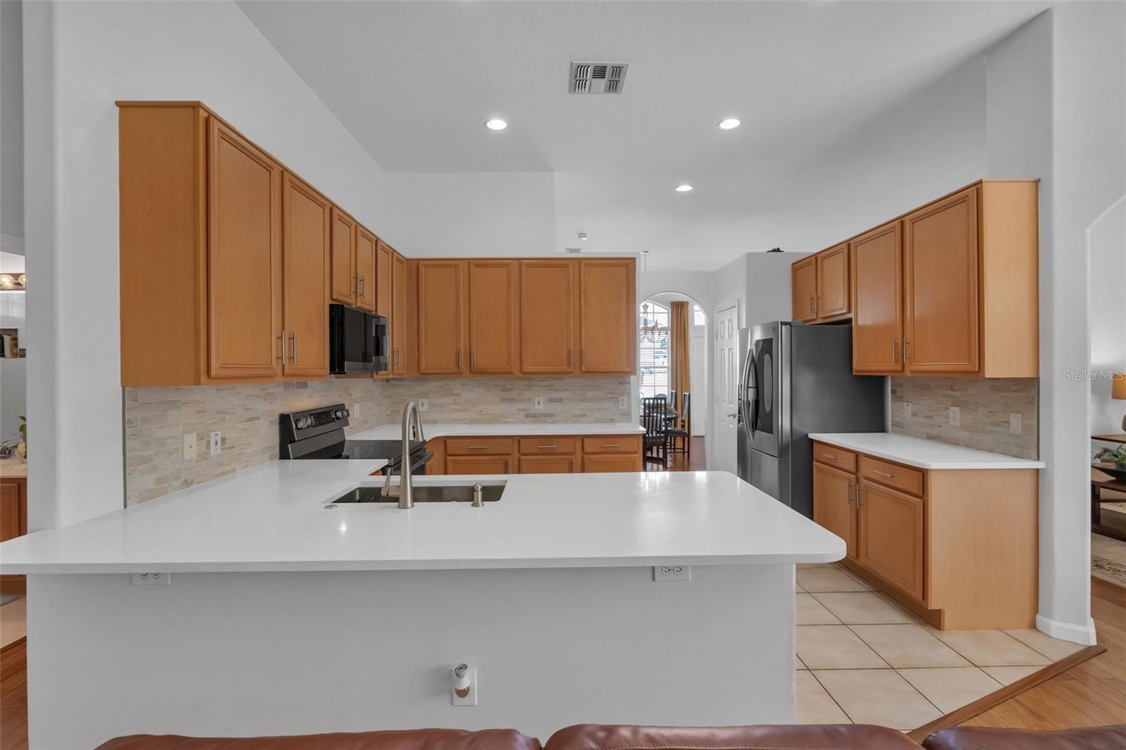 HAWKS NEST - Residential