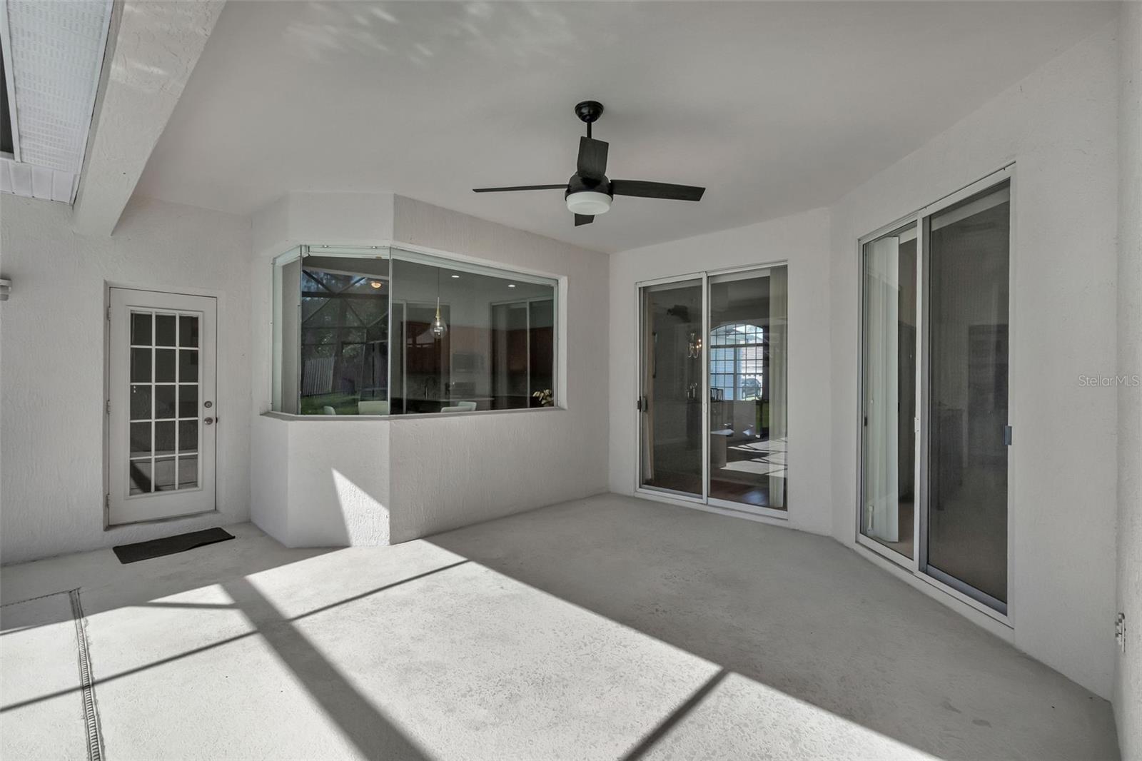 HAWKS NEST - Residential