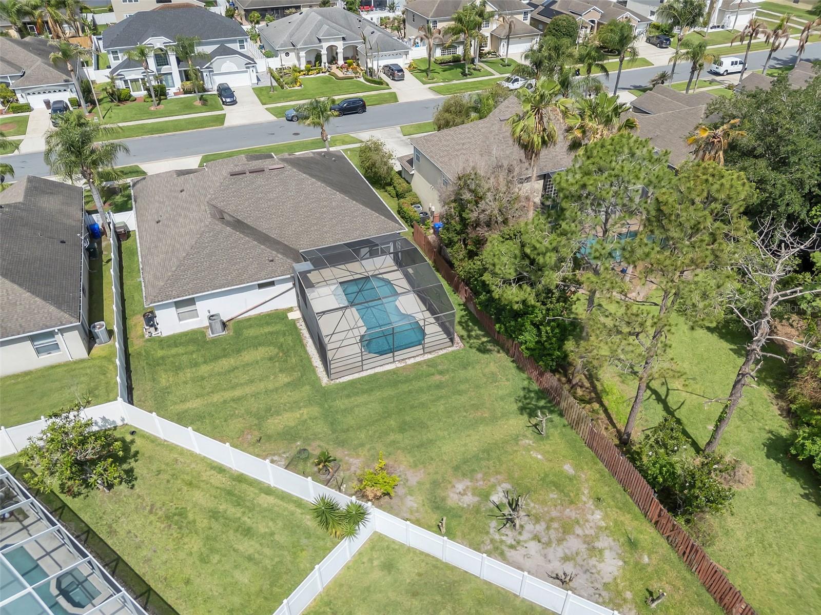 HAWKS NEST - Residential