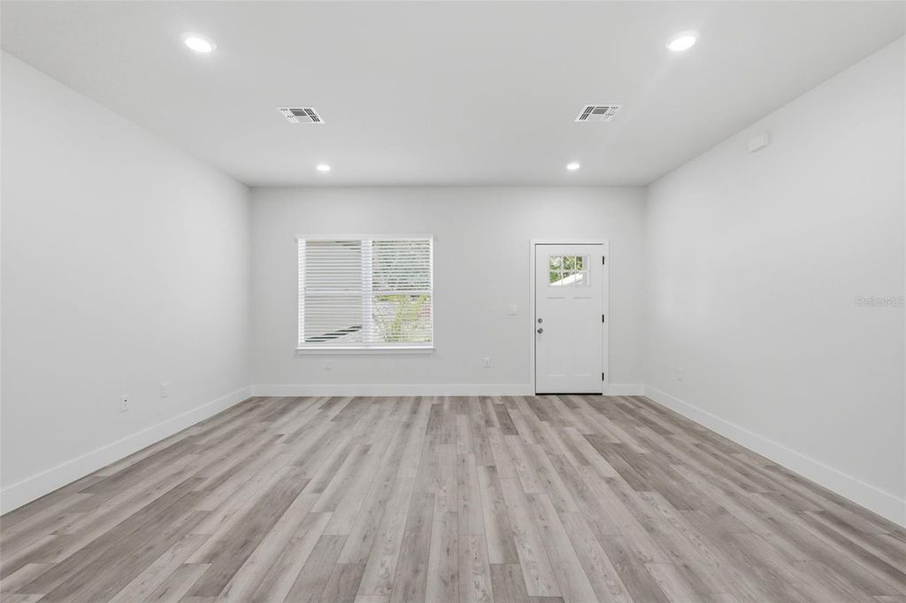 Photo of 16475 SE 89th Terrace, Summerfield, FL 34491 (MLS # OM723889)