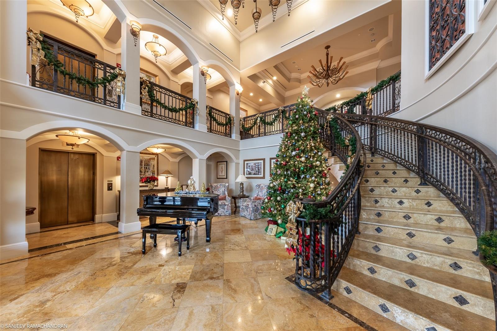 GRANDE ISLE TOWERS I & 02 PH I - Residential Lease