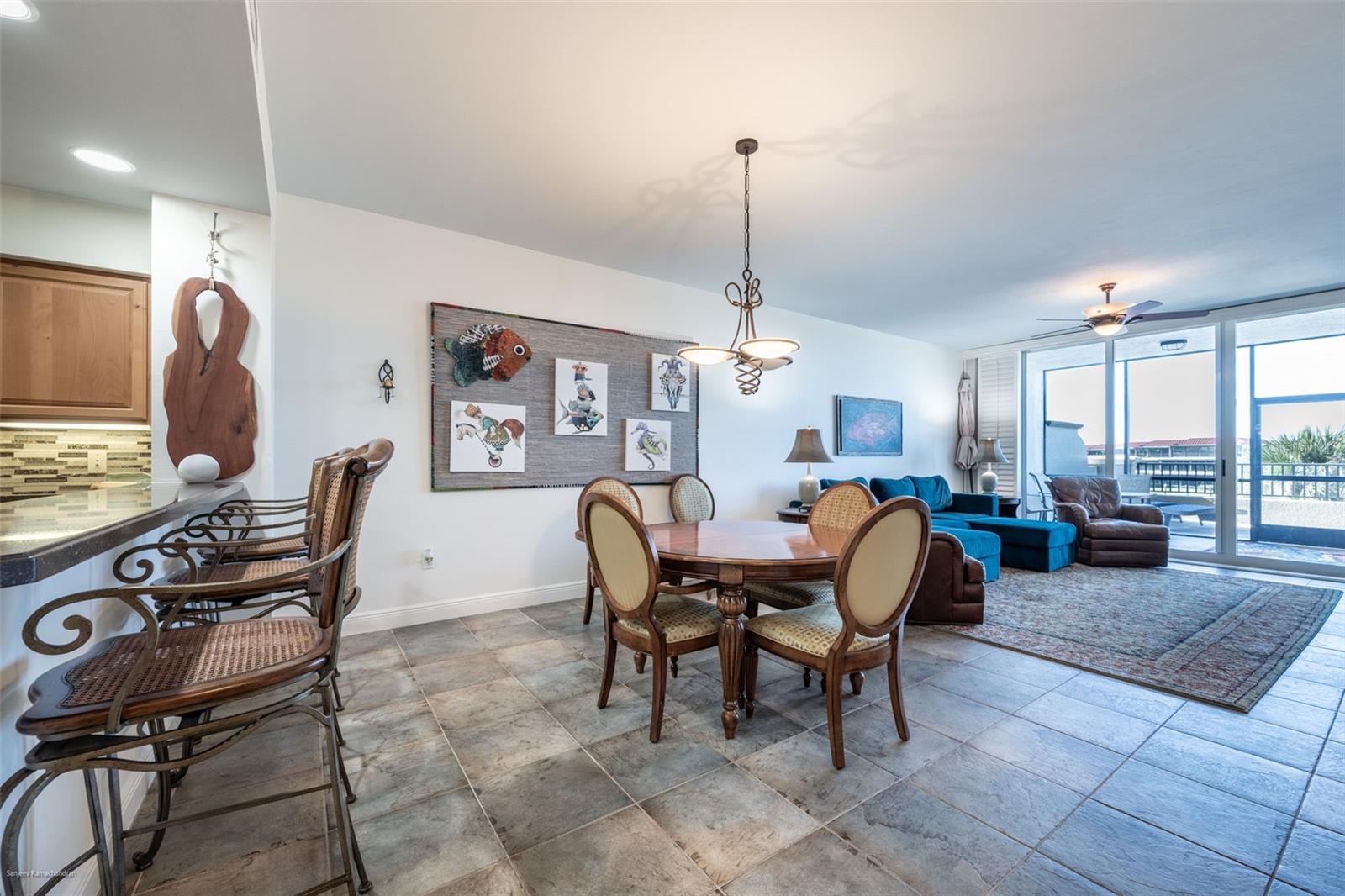 GRANDE ISLE TOWERS I & 02 PH I - Residential Lease