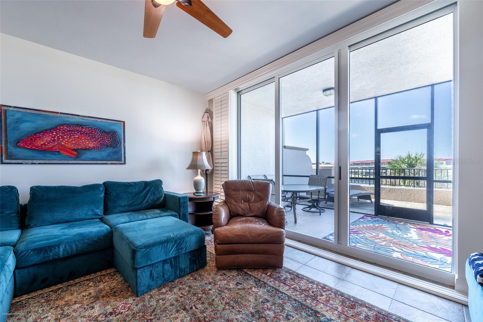 GRANDE ISLE TOWERS I & 02 PH I - Residential Lease