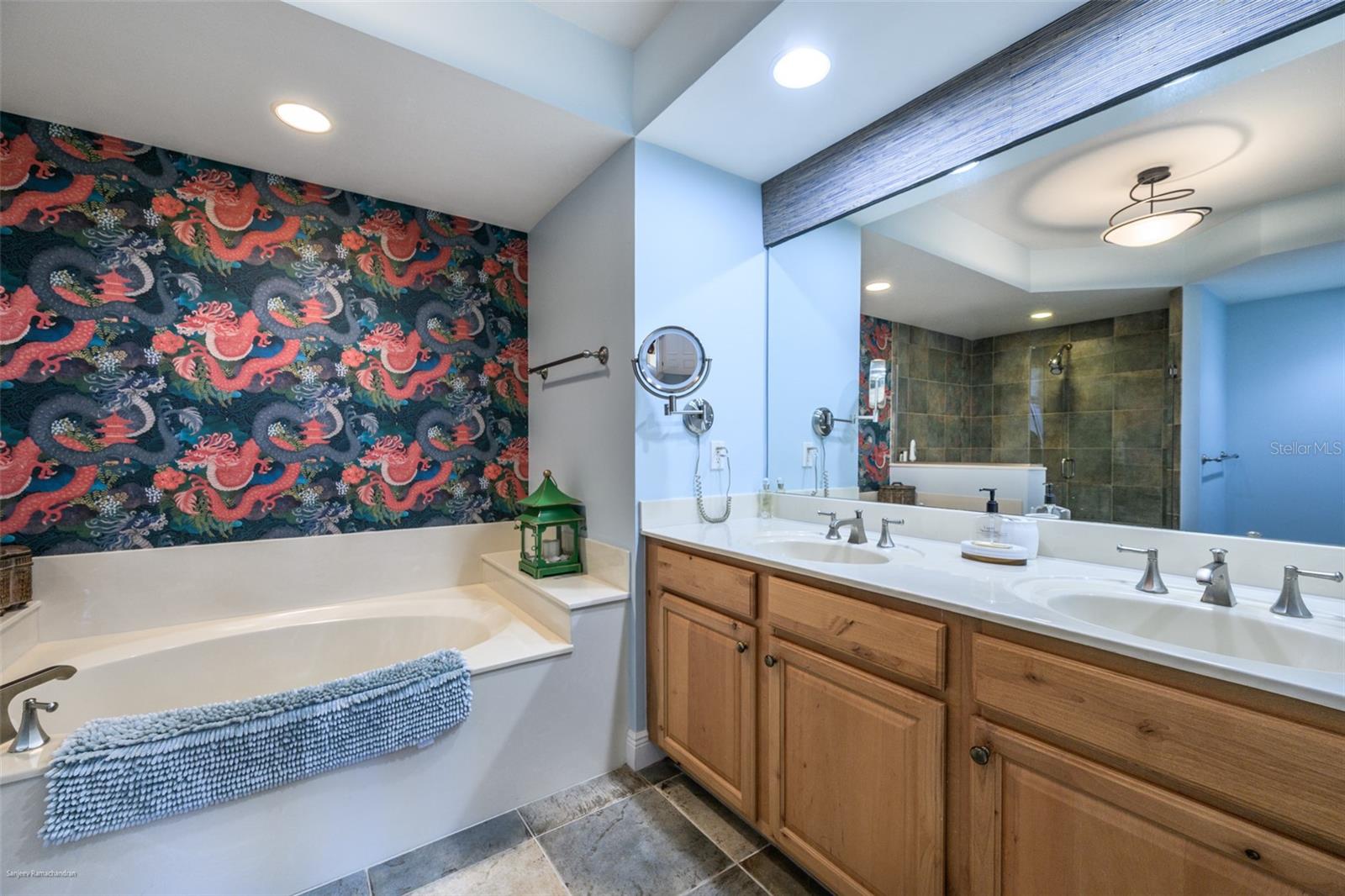 GRANDE ISLE TOWERS I & 02 PH I - Residential Lease