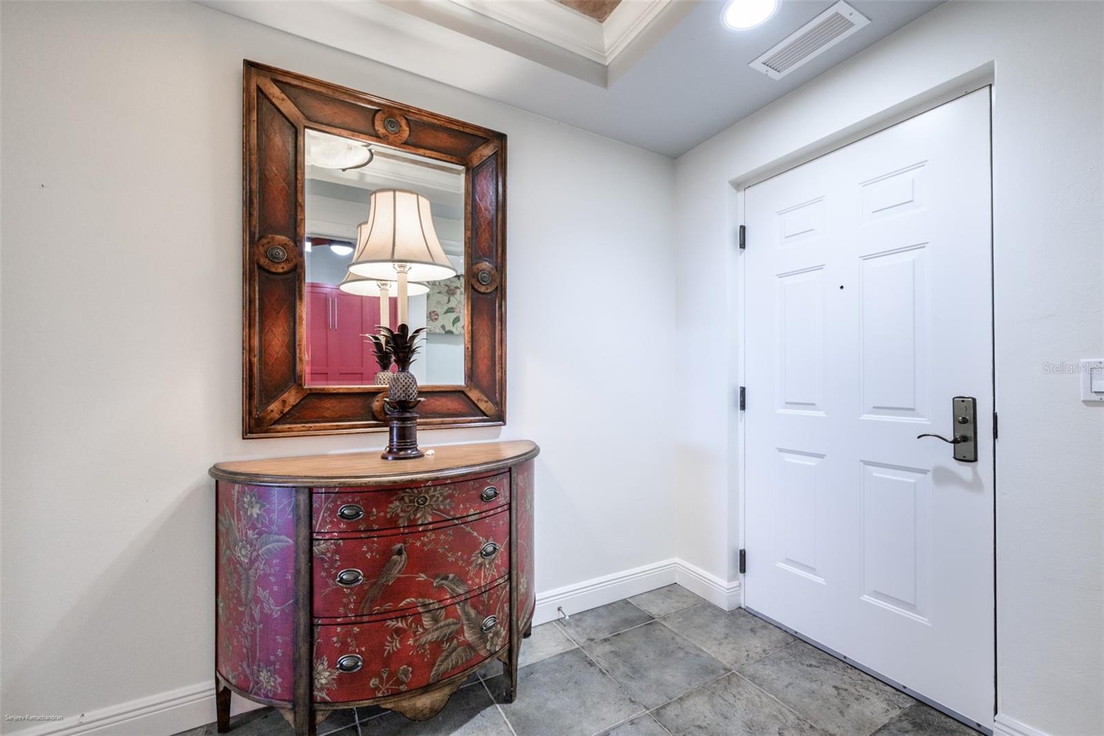 GRANDE ISLE TOWERS I & 02 PH I - Residential Lease