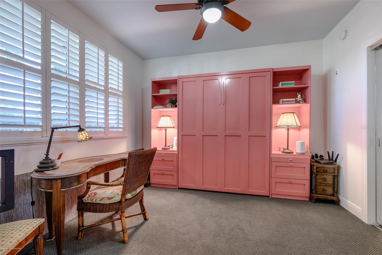 GRANDE ISLE TOWERS I & 02 PH I - Residential Lease