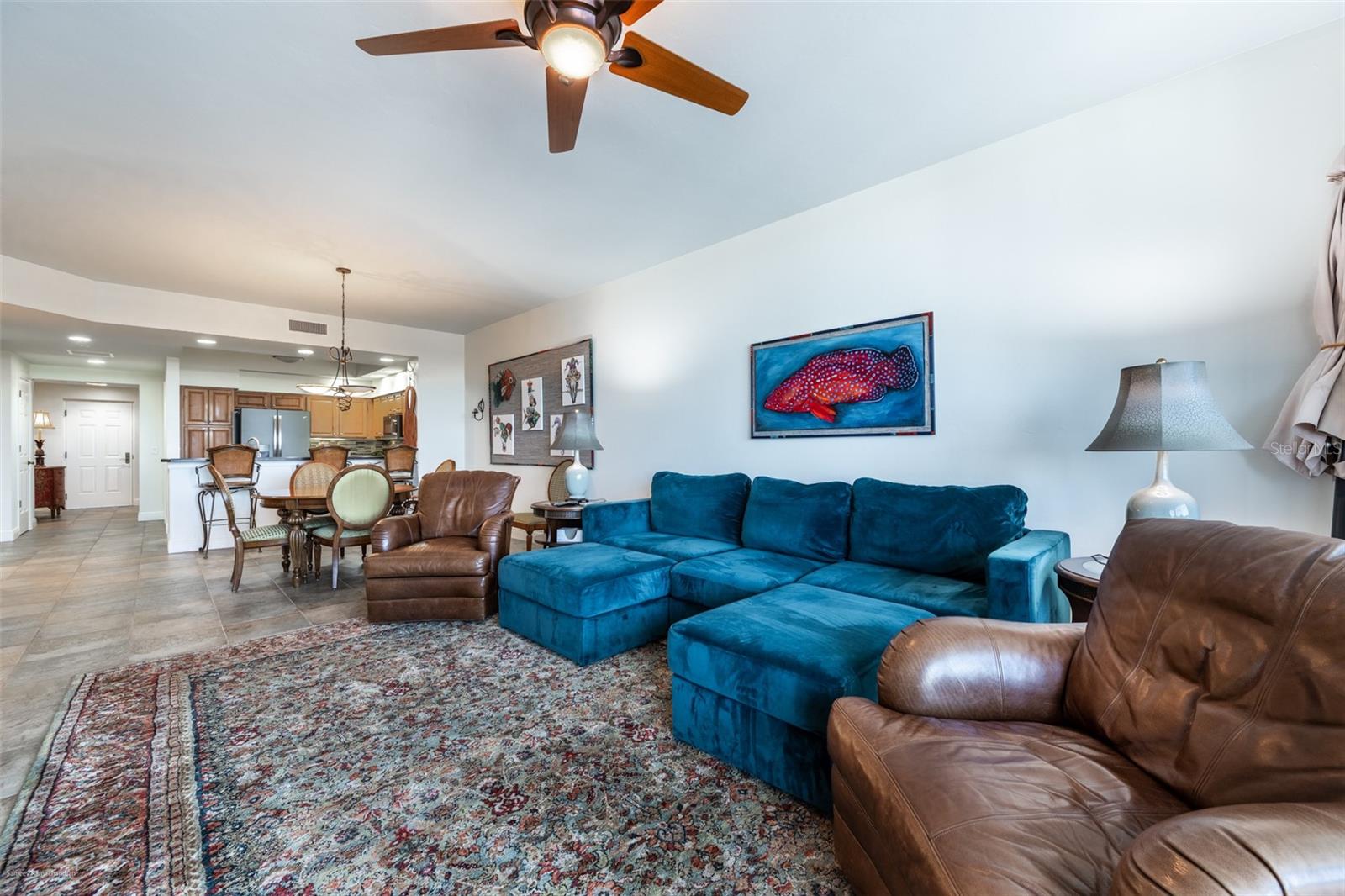 GRANDE ISLE TOWERS I & 02 PH I - Residential Lease