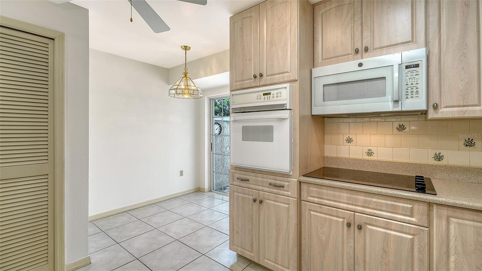 OAKLEY GREENE - THE HIGHLANDS - THE MEADOWS - Residential