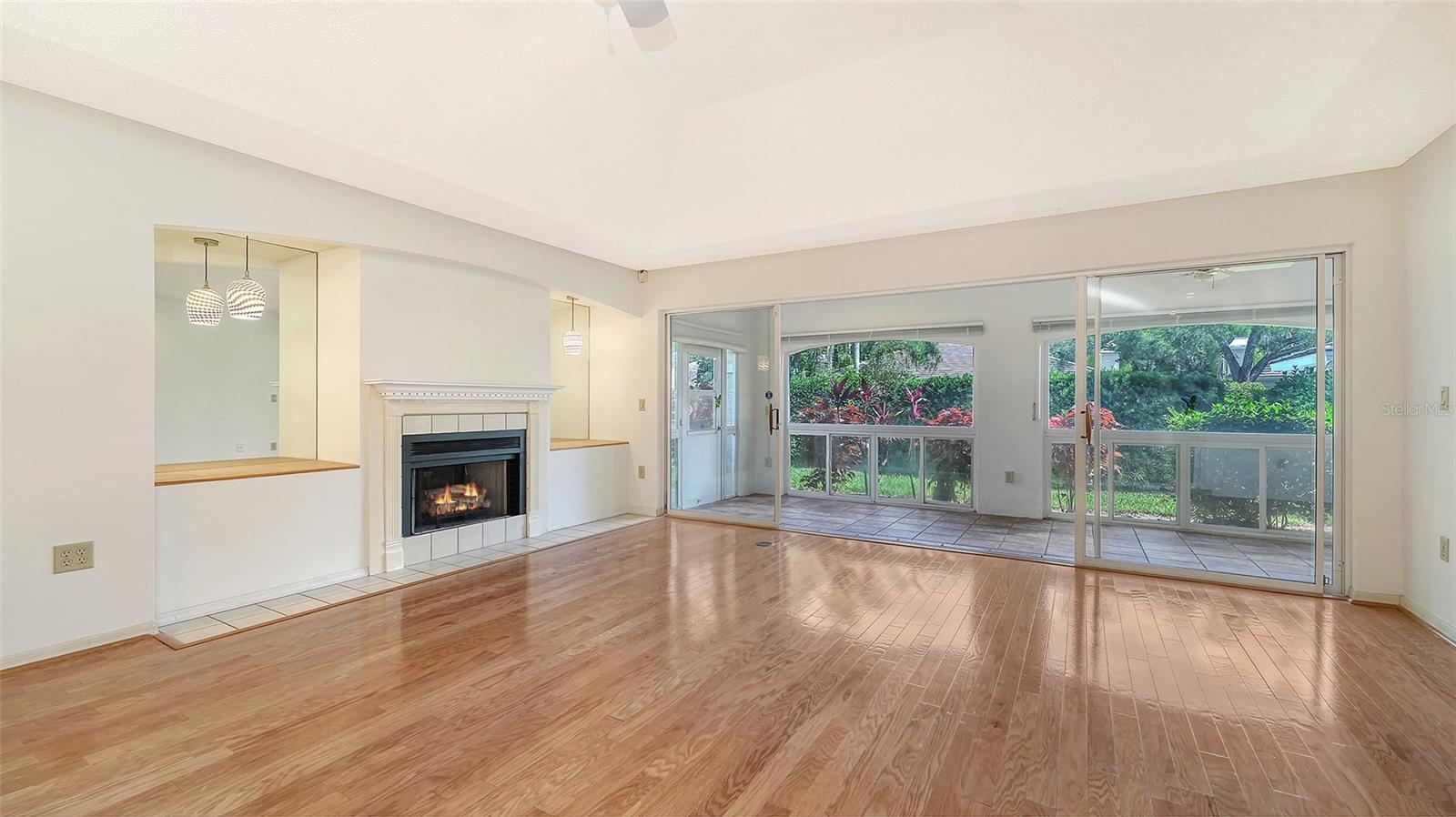 OAKLEY GREENE - THE HIGHLANDS - THE MEADOWS - Residential