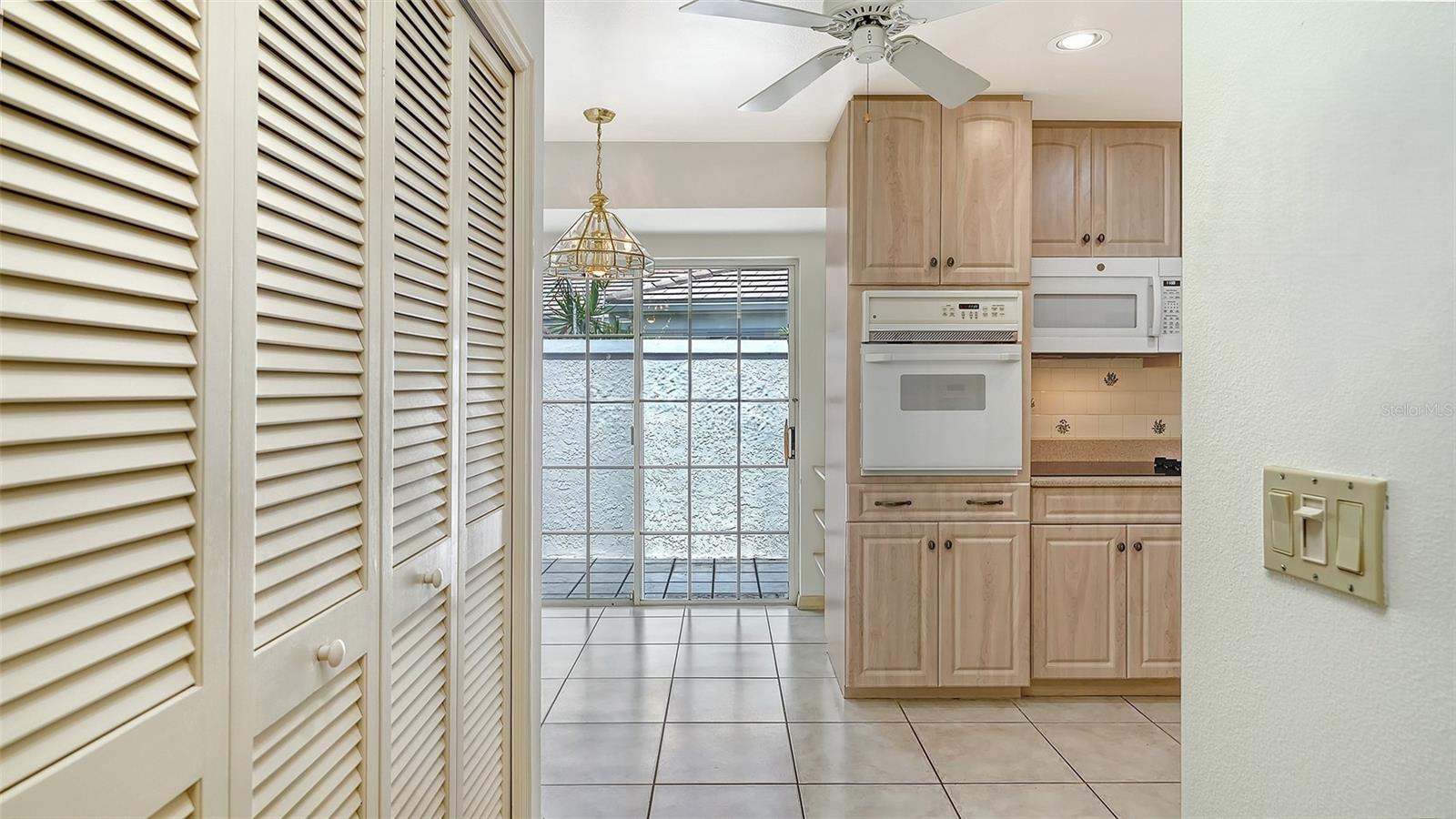 OAKLEY GREENE - THE HIGHLANDS - THE MEADOWS - Residential