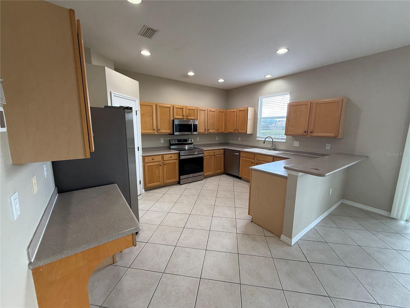 8312 HAVEN HARBOUR WAY