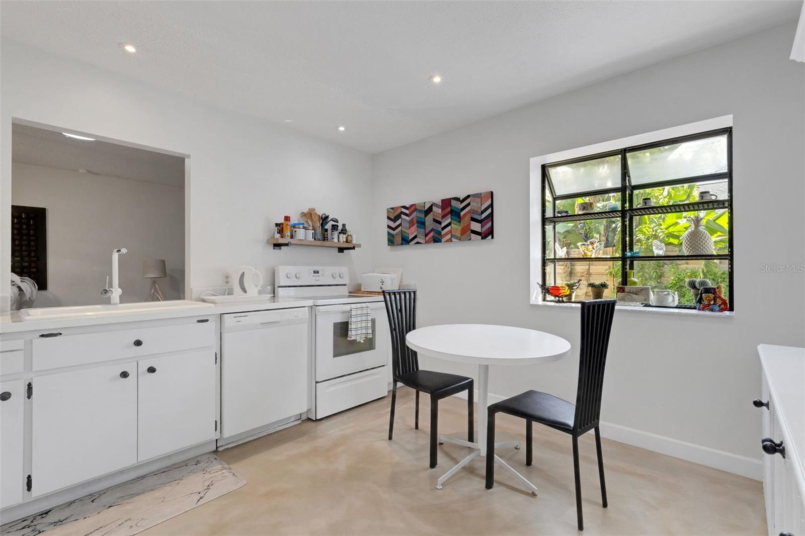 ADAMS HEIGHTS - Residential