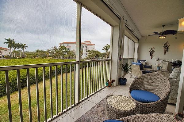 HACIENDA DEL MAR PH 01 - Residential